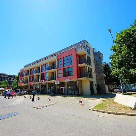 סאני ביץ' Menada Crystal Park Apartments מראה חיצוני תמונה