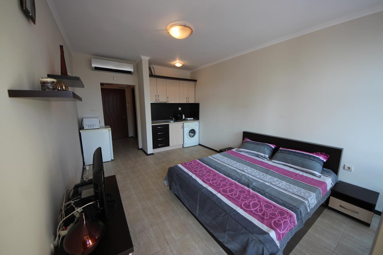 סאני ביץ' Menada Crystal Park Apartments מראה חיצוני תמונה